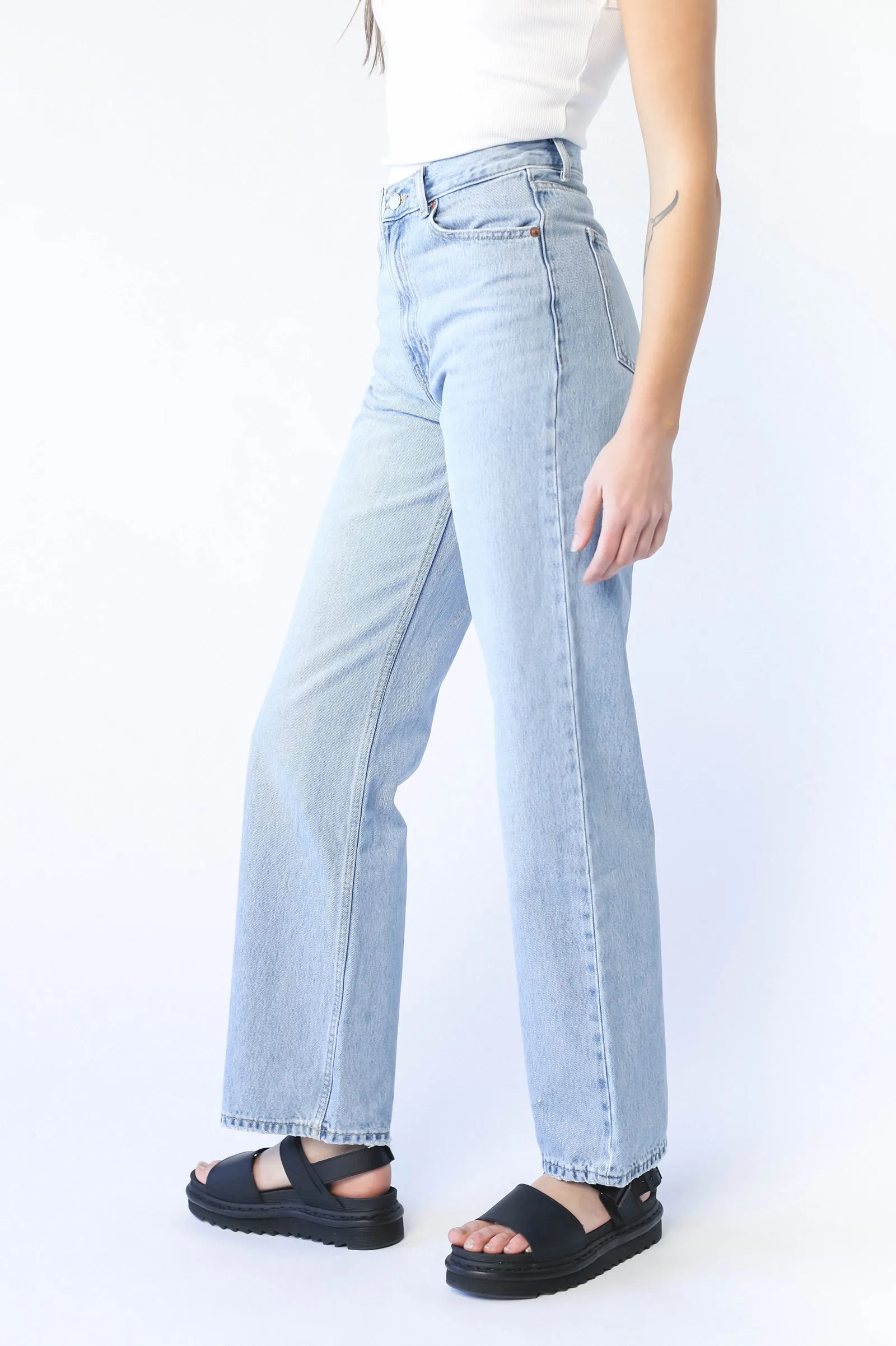 Echo Straight Jeans - Destiny Blue