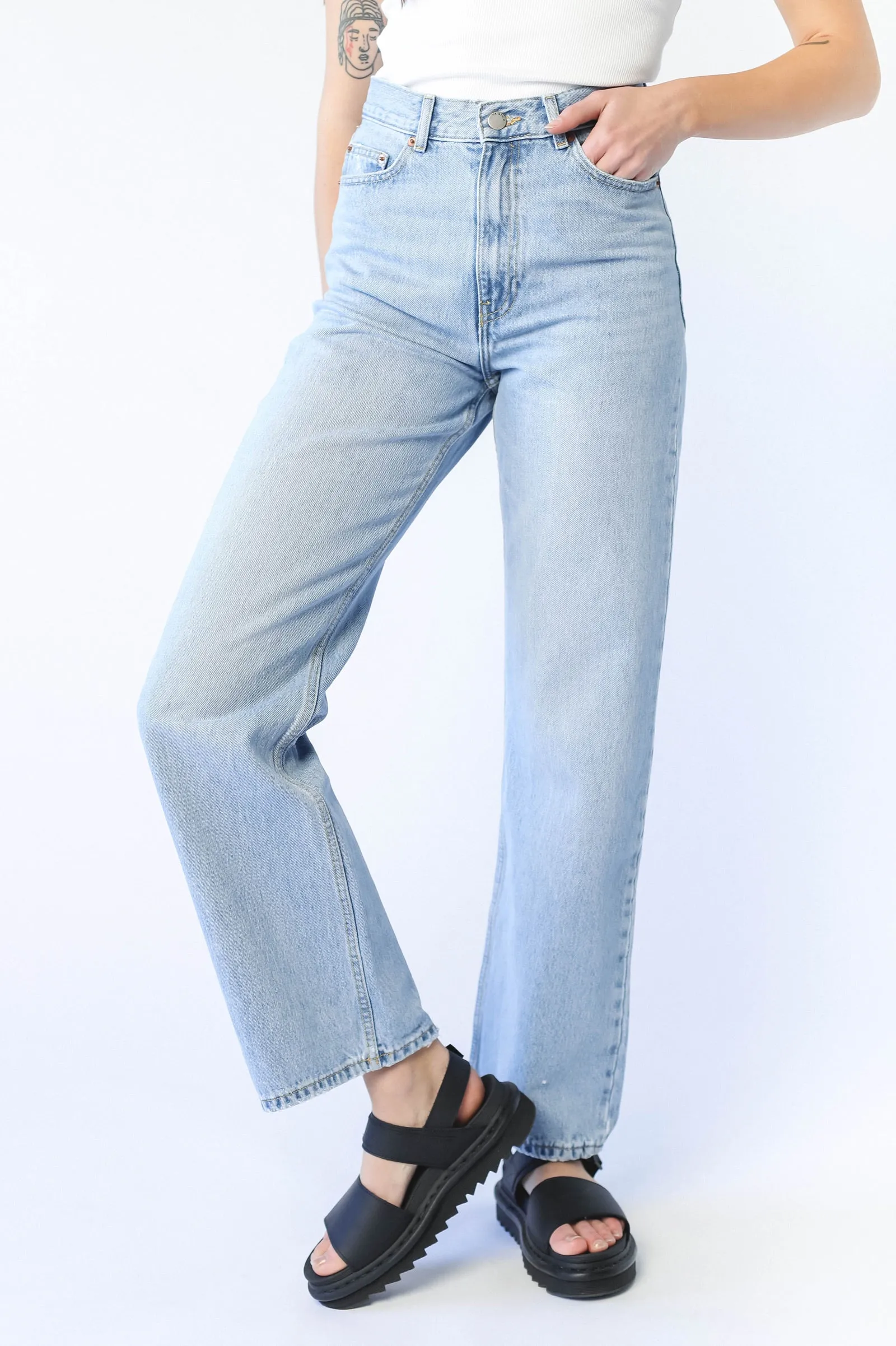 Echo Straight Jeans - Destiny Blue