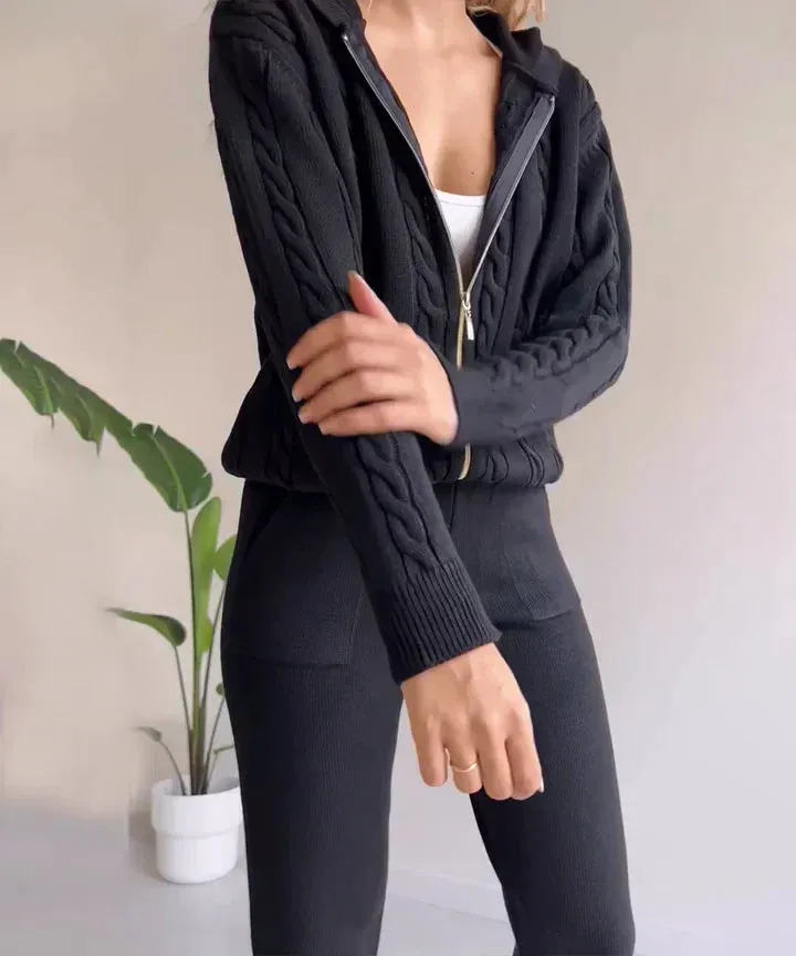 Lilia - Cozy Two-Piece Set