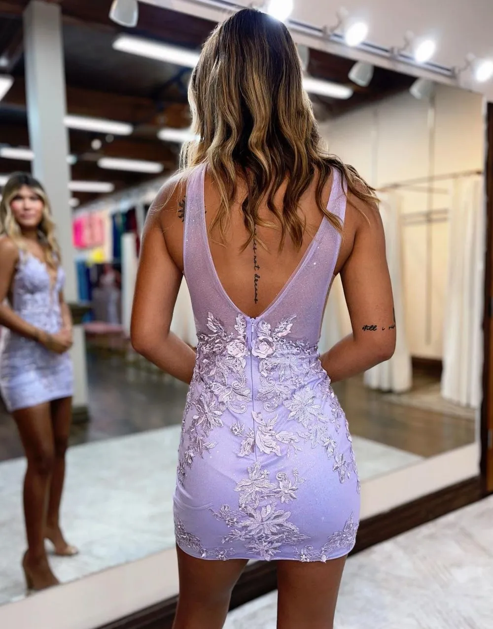 Luolandi Sheath Homecoming Dresses V Neck Satin With Applique And Sequins Short/Mini Sexy